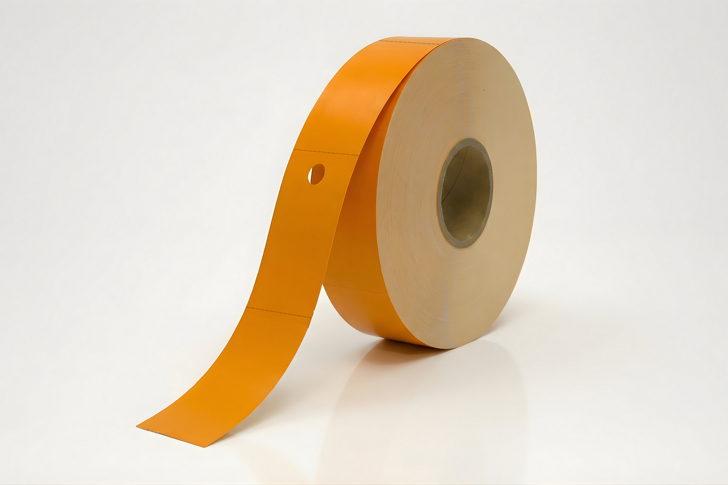 Tveir hlutar fataskáparmiðar 1000x (sjálfbærir)