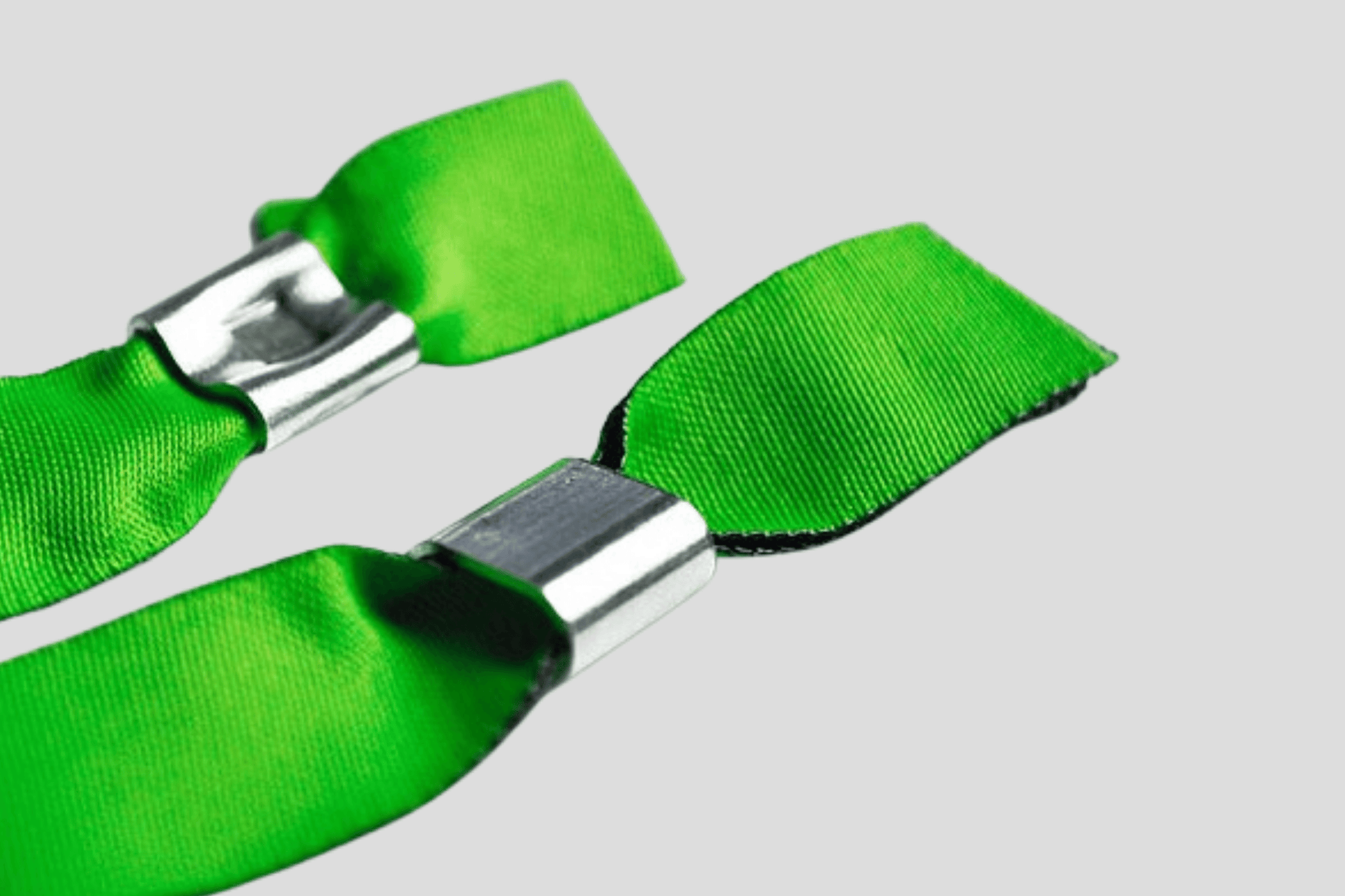 Et par Låser for Festival Armbånd i JM Band® på hvit bakgrunn.