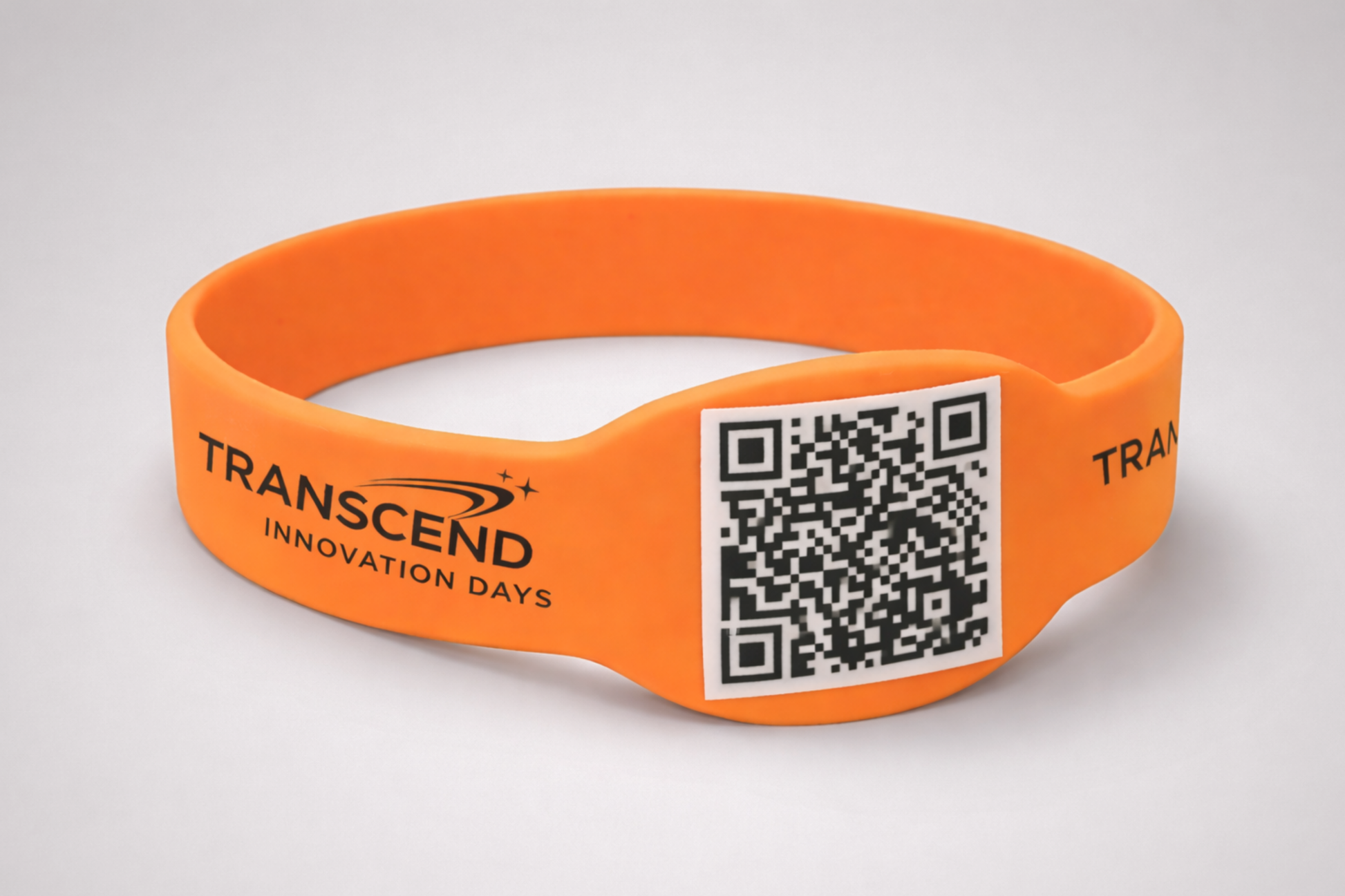 Et foto av Silikon Armbånd med QR-Kode fra JM Band®. Kjøp Silikonarmbånd i 202 mm (Standard) her.