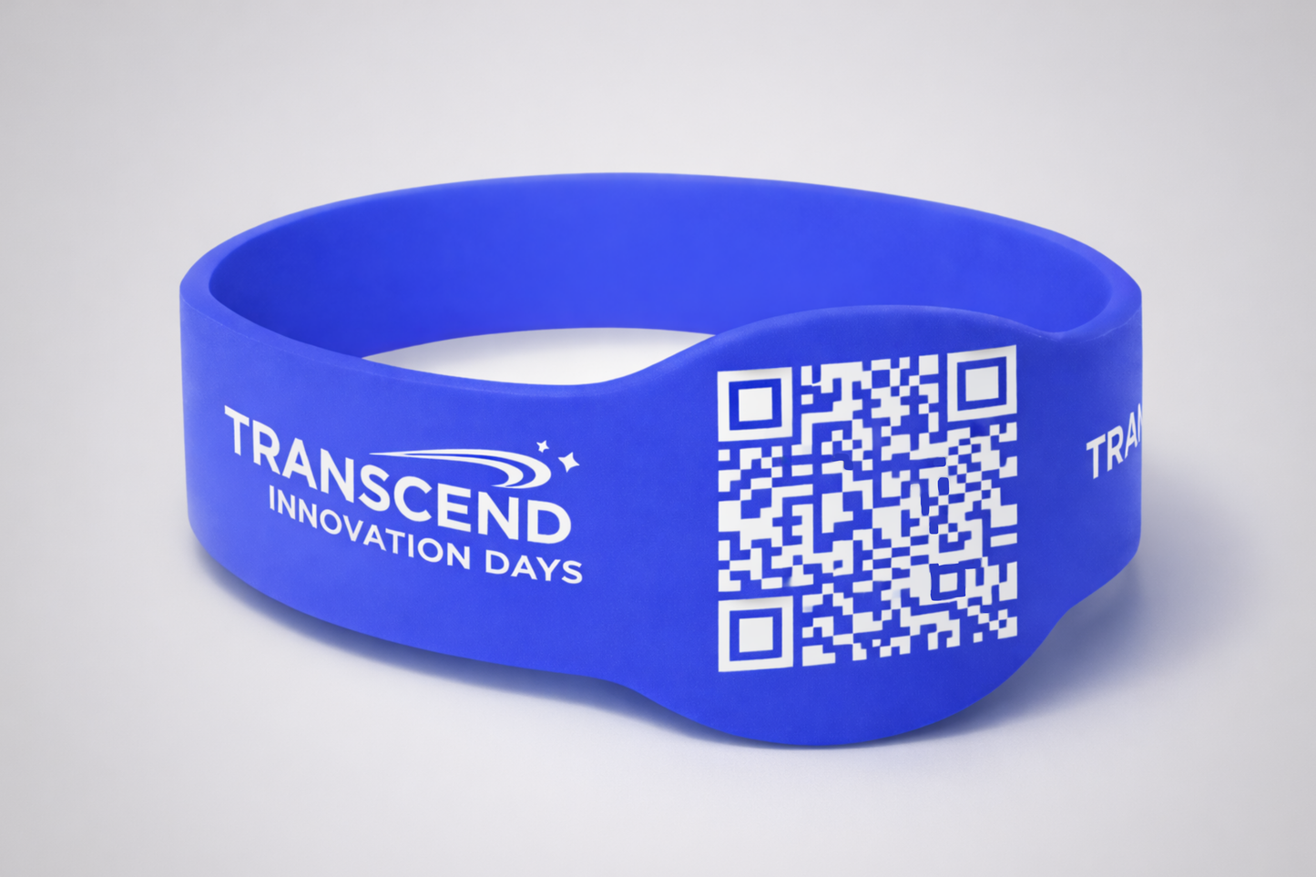 Et foto av Silikon Armbånd med QR-Kode fra JM Band®. Kjøp Silikonarmbånd i 202 mm (Standard) her.